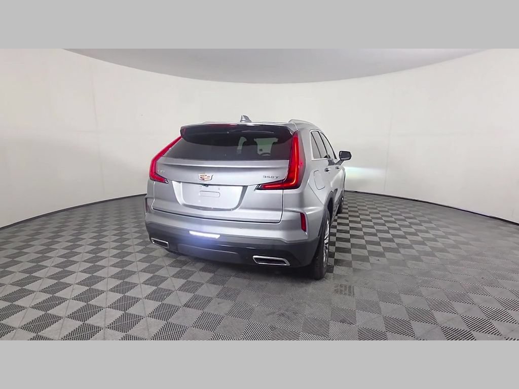 Used 2024 Cadillac XT4 Premium Luxury FWD image 40