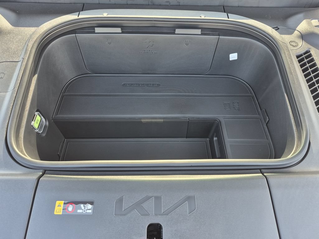 New 2026 Kia EV9 GT-Line AWD/4WD image 16