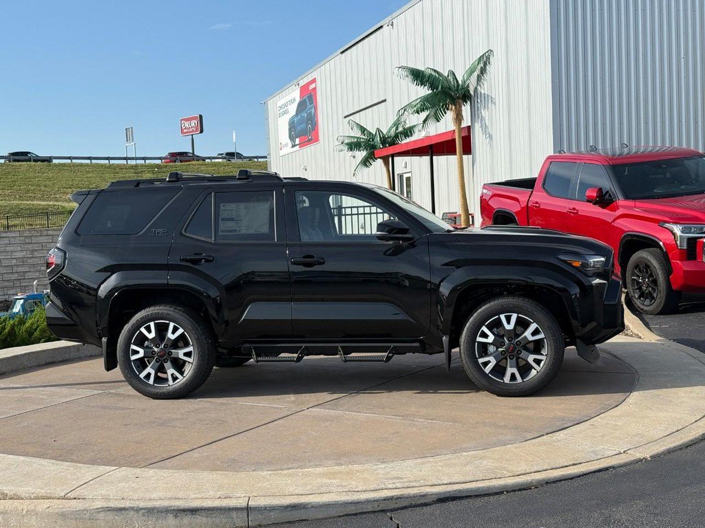 New 2026 Toyota 4Runner TRD Sport Premium AWD/4WD image 2