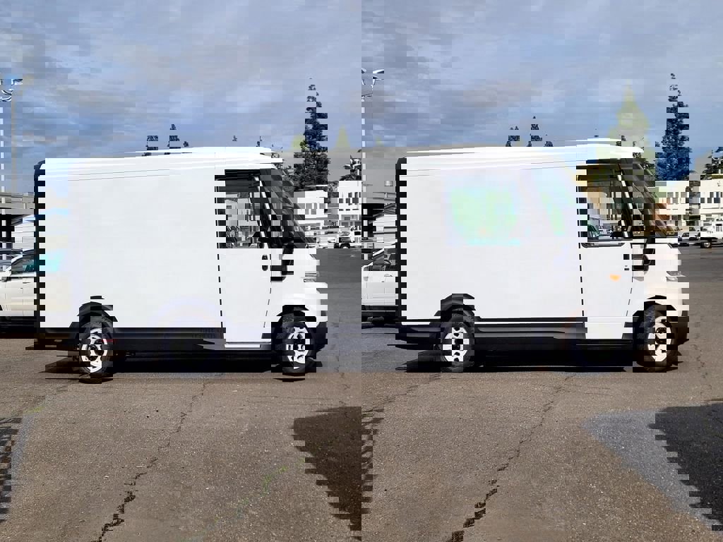 New 2025 Chevrolet Brightdrop 600 w/ Battery Pack, Max Range image 3