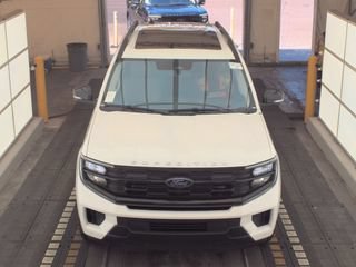 Used 2025 Ford Expedition Active AWD/4WD image 15