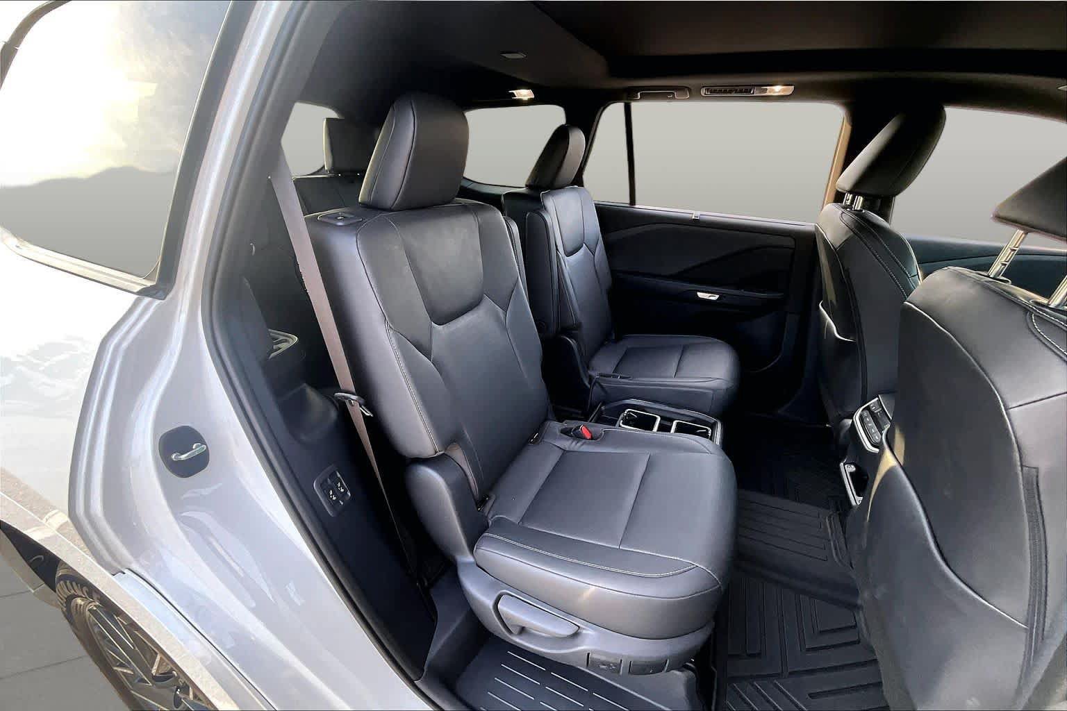 Used 2025 Lexus TX 350 AWD w/ Technology Package image 20