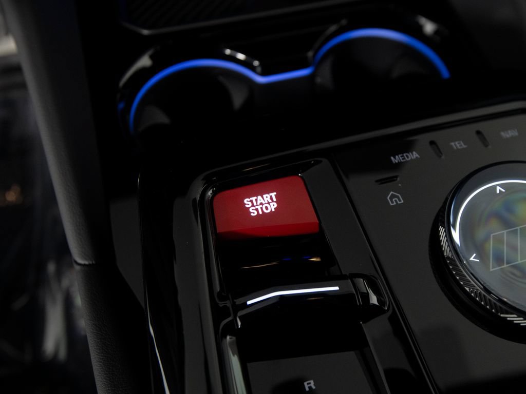 Used 2026 BMW M5 Touring AWD/4WD image 20
