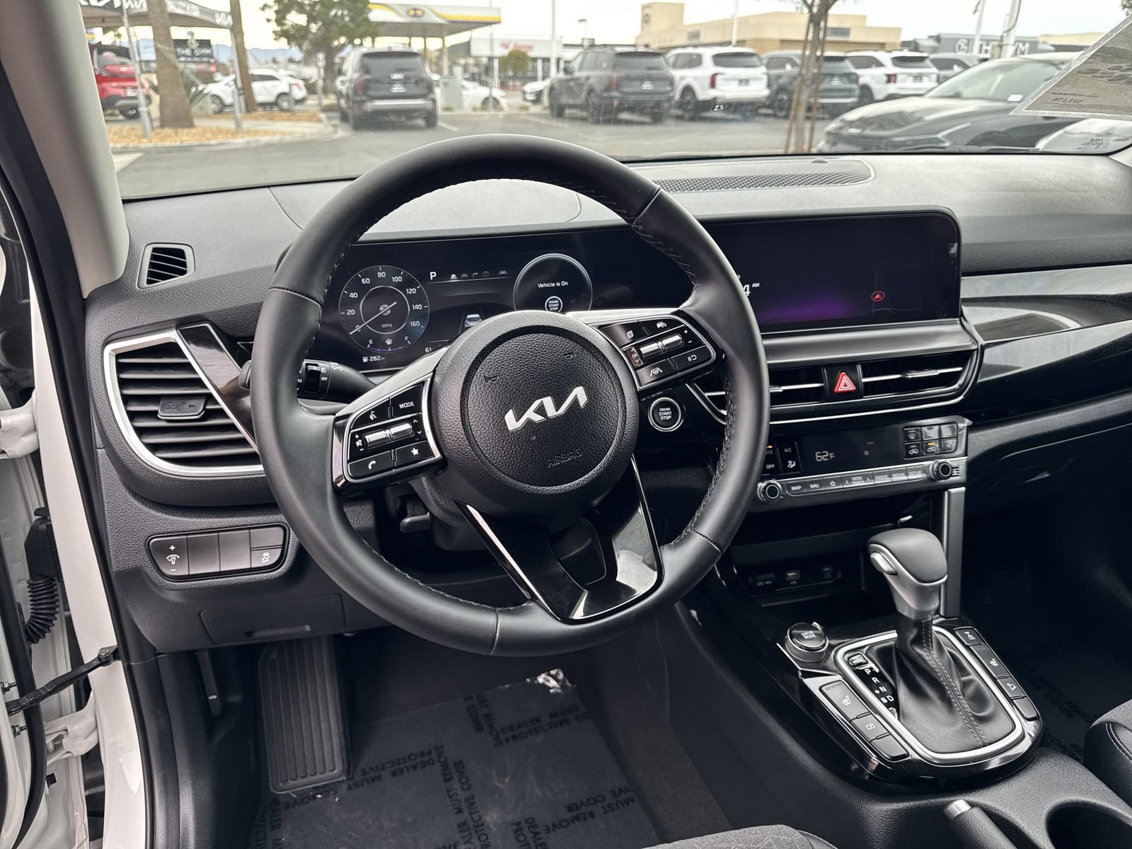 Used 2025 Kia Seltos X-Line image 18