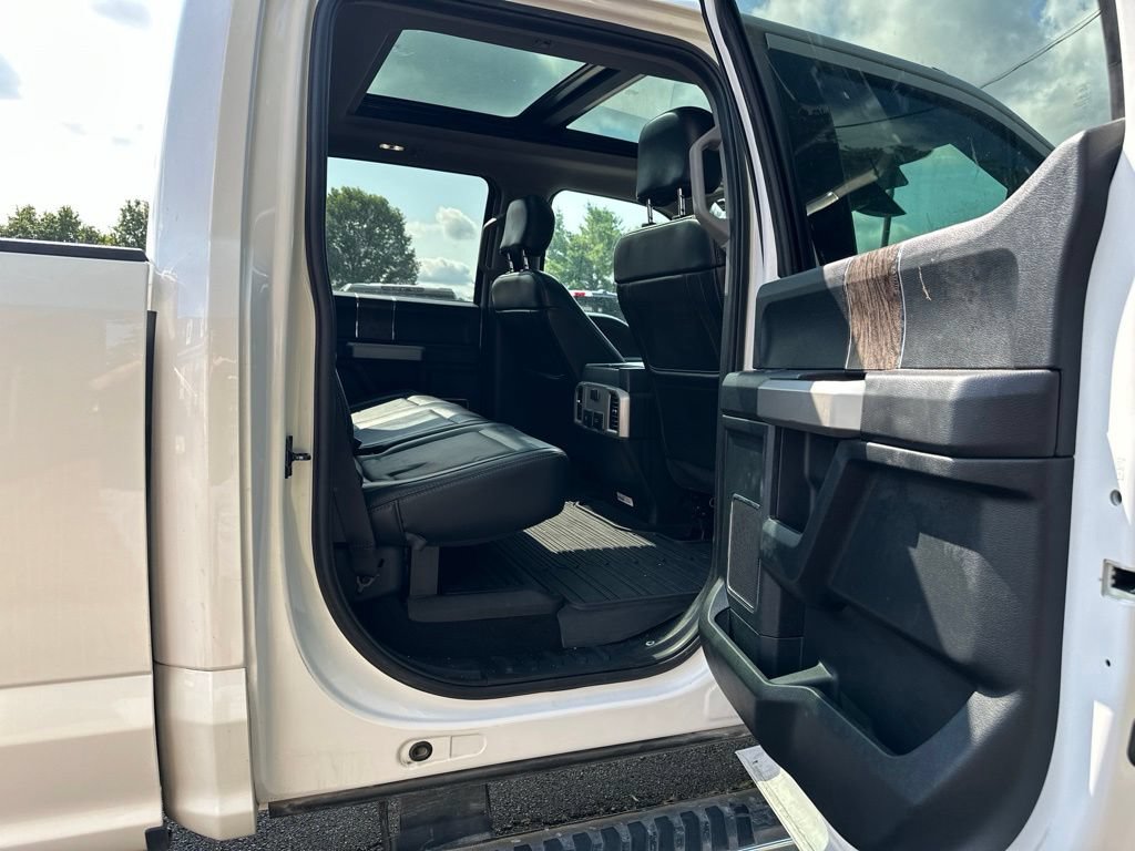 Used 2019 Ford F350 Lariat w/ Lariat Ultimate Package AWD/4WD image 37