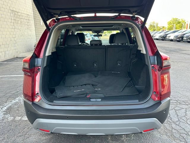 Certified 2023 Nissan Rogue SV w/ SV Premium B Package AWD/4WD image 16