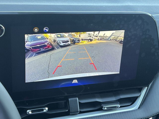 Used 2025 Chevrolet Equinox LT image 14