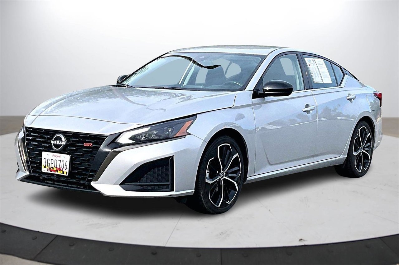 Used 2024 Nissan Altima 2.5 SR image 4