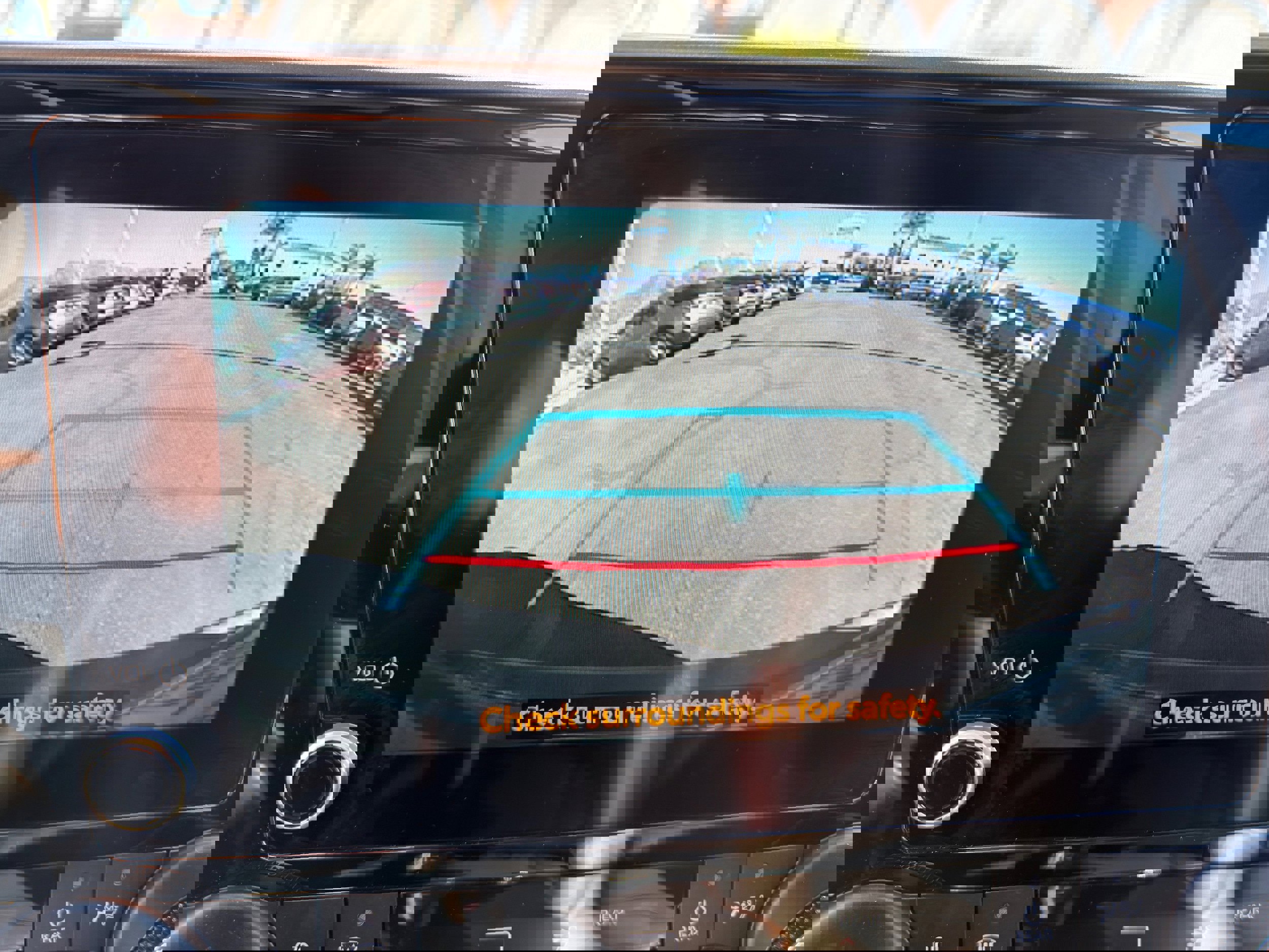 Used 2024 Toyota Highlander XLE image 35