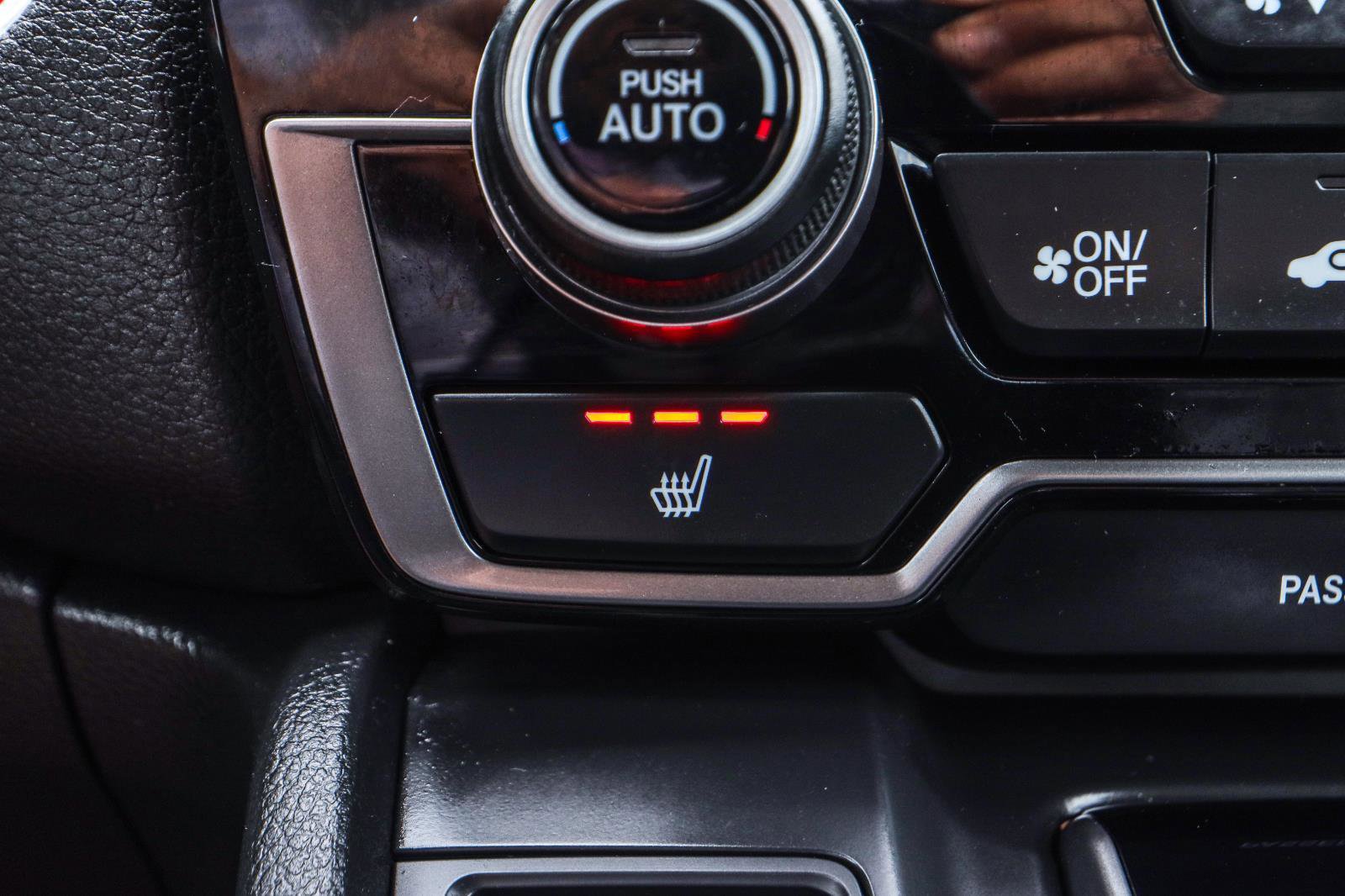 Used 2017 Honda CR-V EX image 11