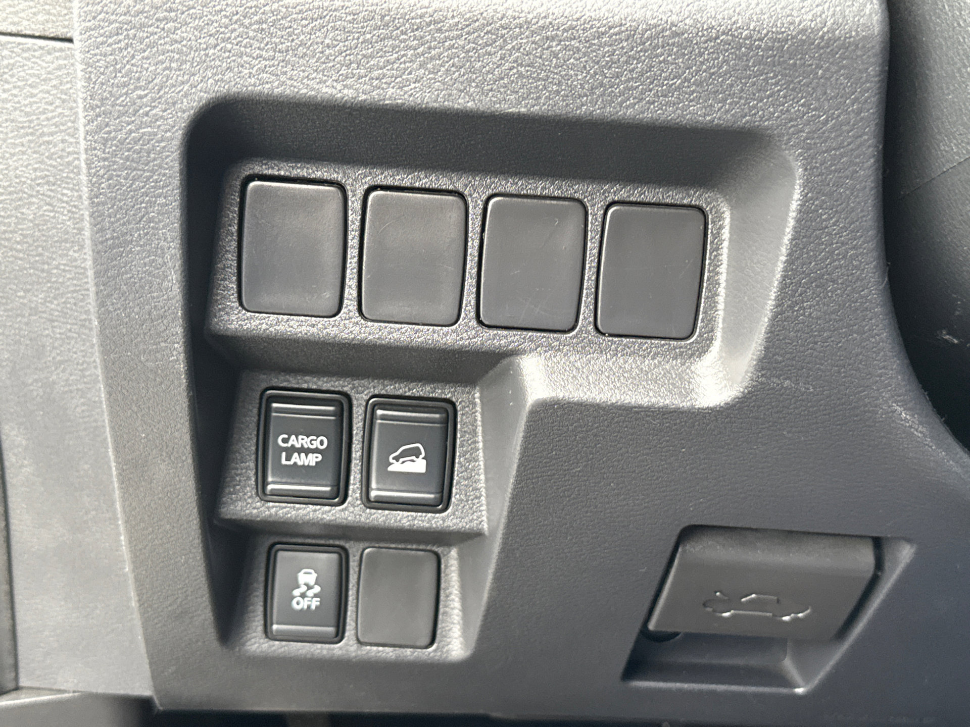 Used 2023 Nissan Frontier SV AWD/4WD image 24