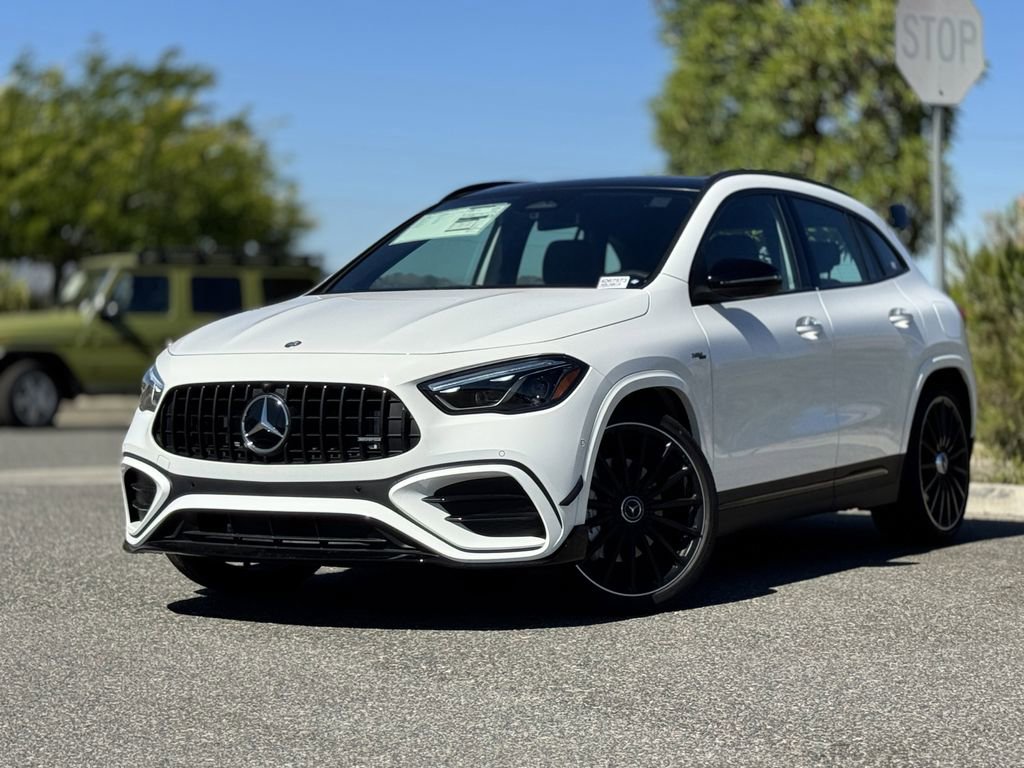 New 2025 Mercedes-Benz GLA 35 AMG 4MATIC image 2