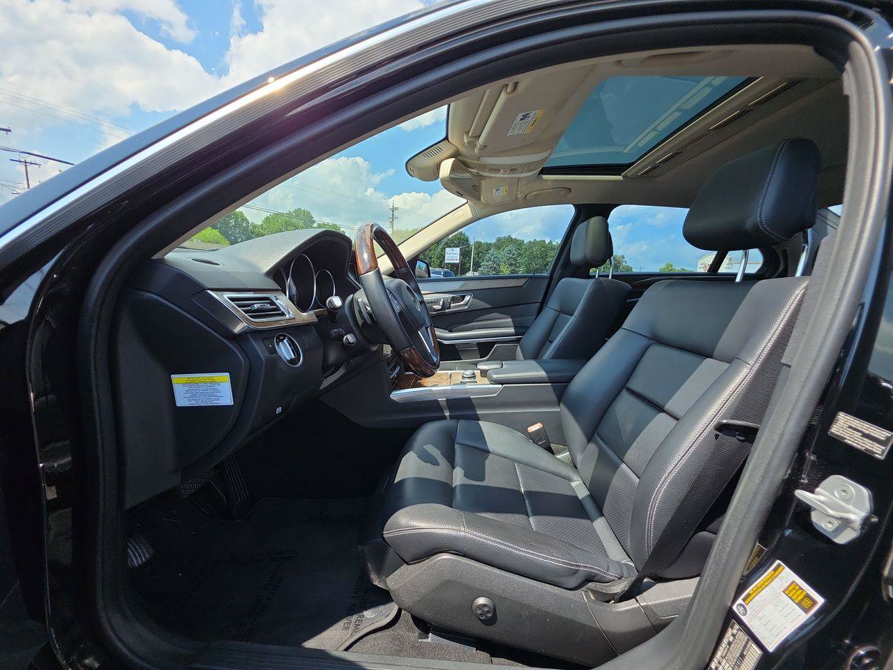 Used 2014 Mercedes-Benz E 350 4MATIC Sedan w/ Premium 1 Package image 3