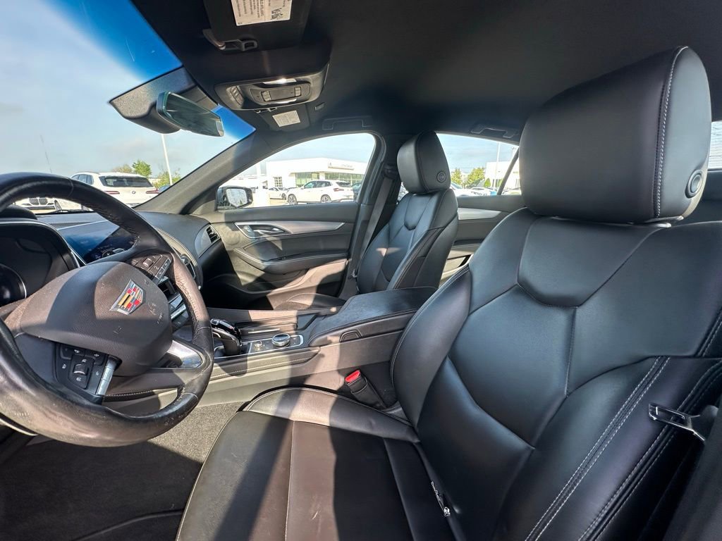 Used 2021 Cadillac CT5 Luxury w/ Cold Weather Package image 9