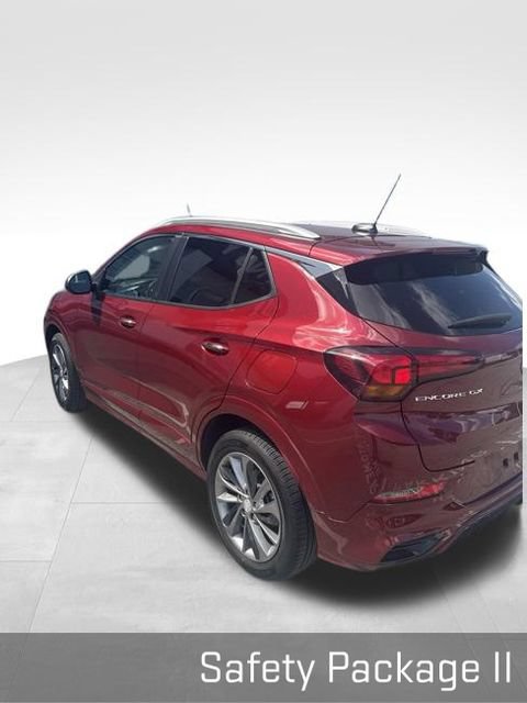Used 2023 Buick Encore GX Select w/ Sport Touring Package FWD image 7