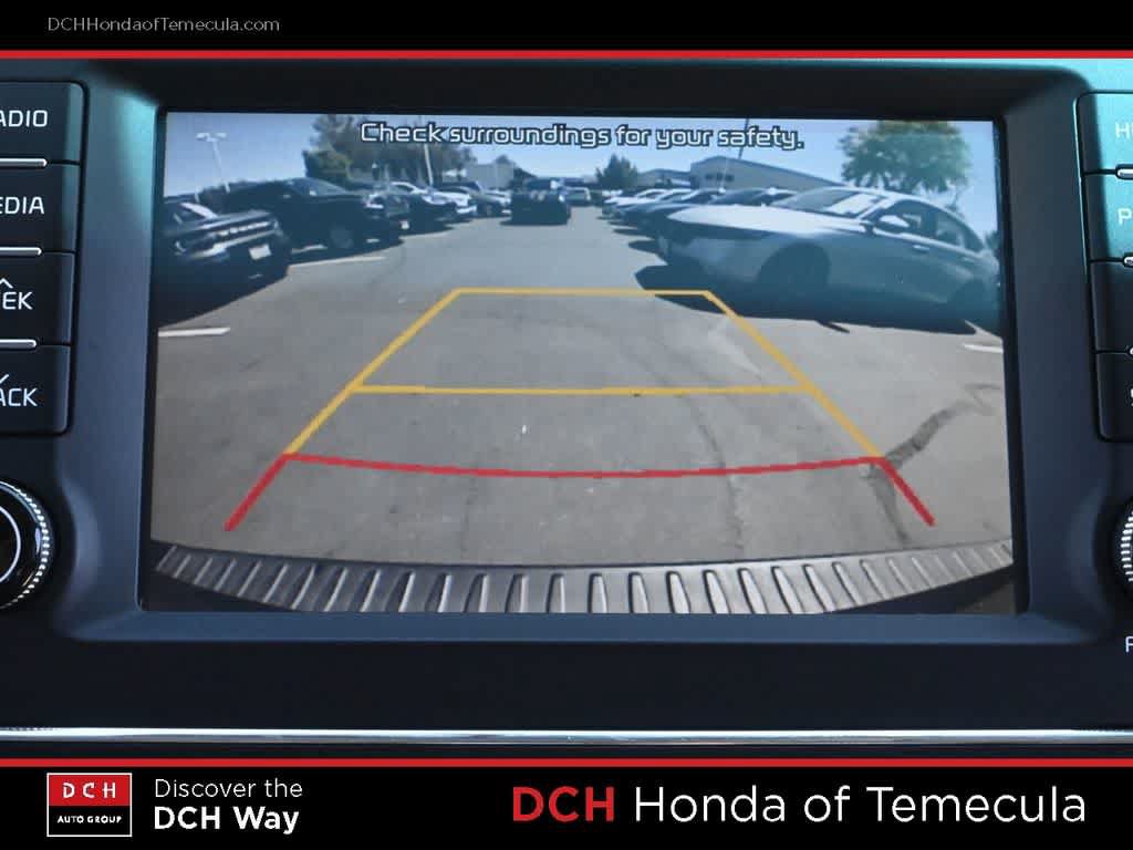 Used 2021 Kia Sedona EX FWD image 13