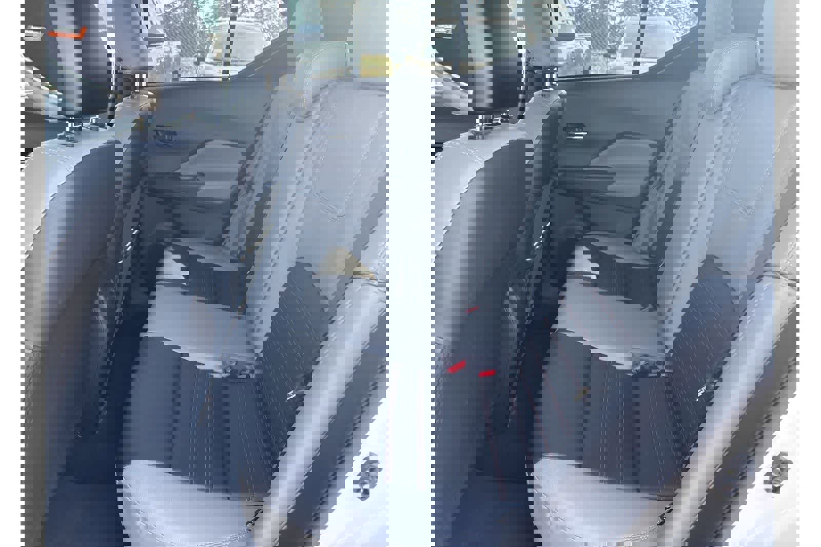 Certified 2023 Nissan Kicks SR w/ SR Premium Package image 5