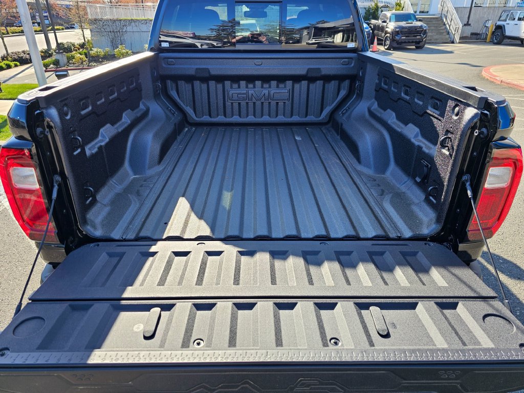 New 2026 GMC Canyon Elevation w/ Convenience Package AWD/4WD image 13
