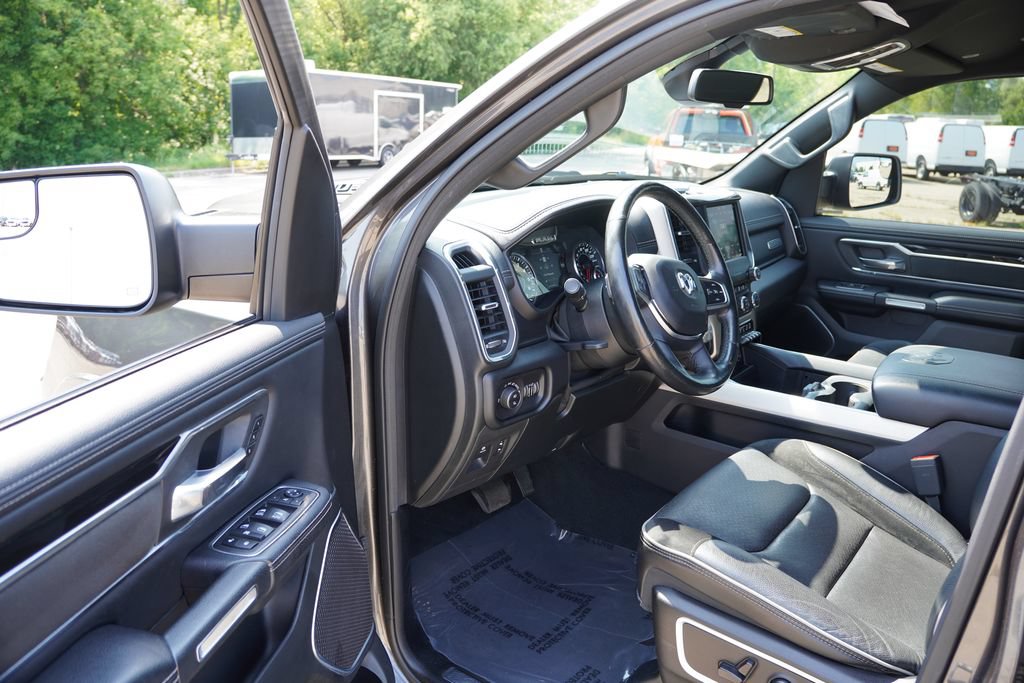 Certified 2019 RAM 1500 Laramie w/ Sport Appearance Package AWD/4WD image 14