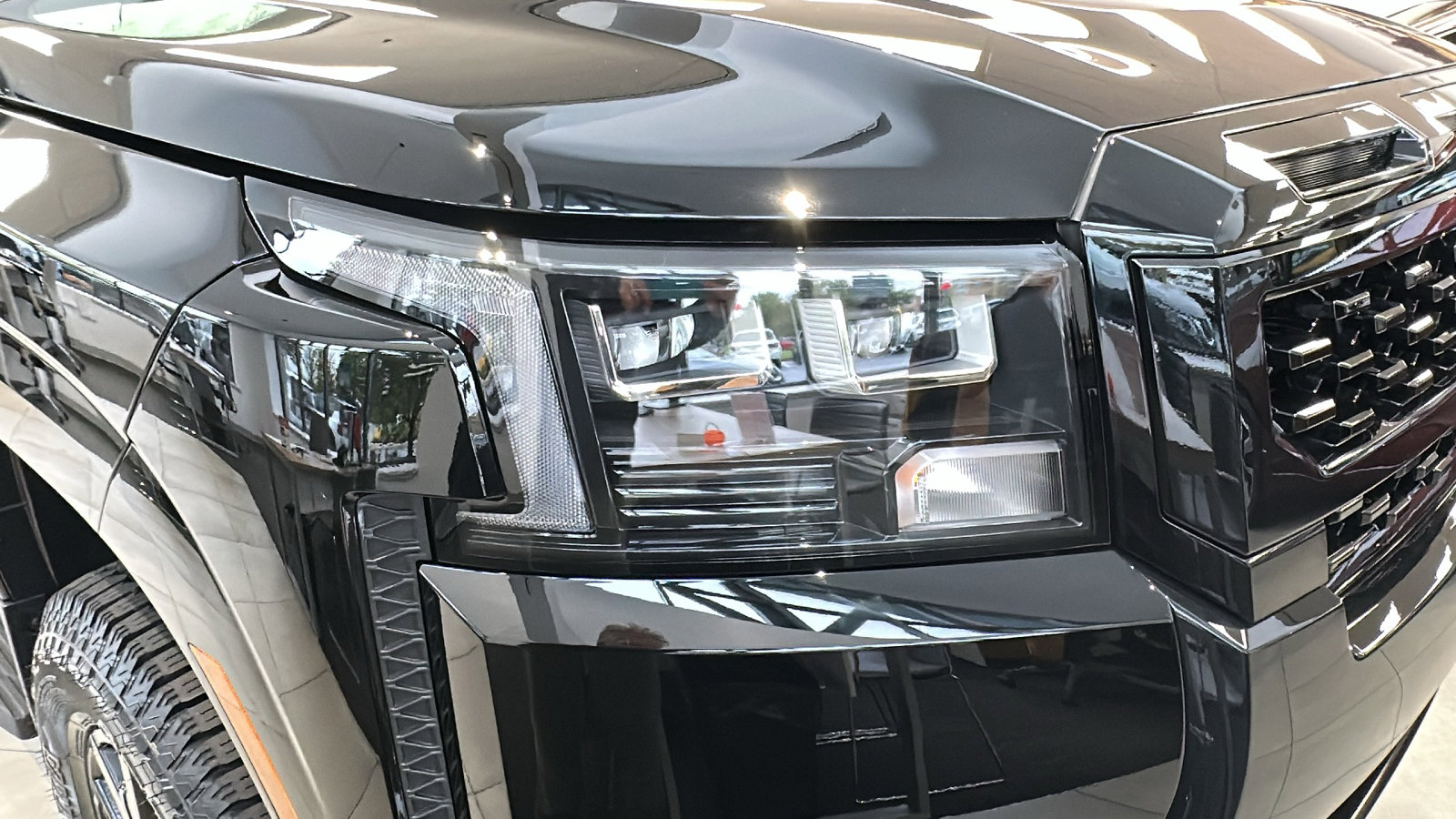 New 2026 Nissan Frontier SV image 5