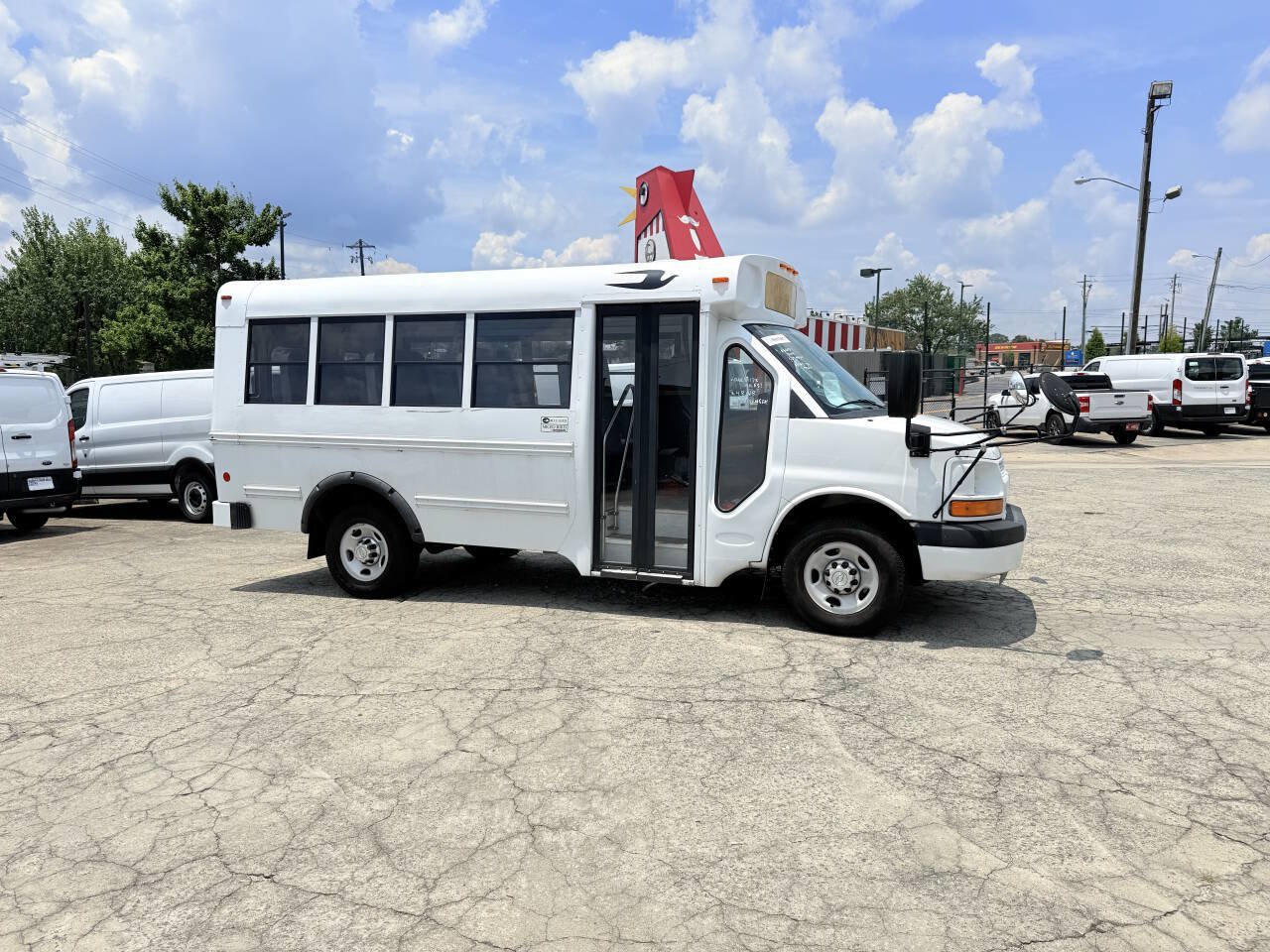 Used 2014 Chevrolet Express 3500 w/ School Bus Package RWD image 2