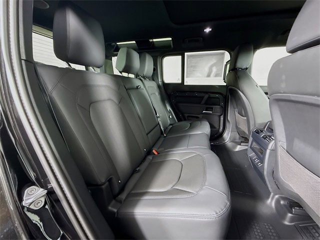 New 2026 Land Rover Defender 110 X-Dynamic SE image 29