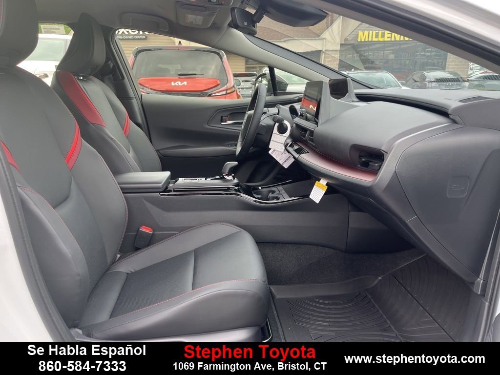 New 2025 Toyota Prius Plug-In Hybrid image 26