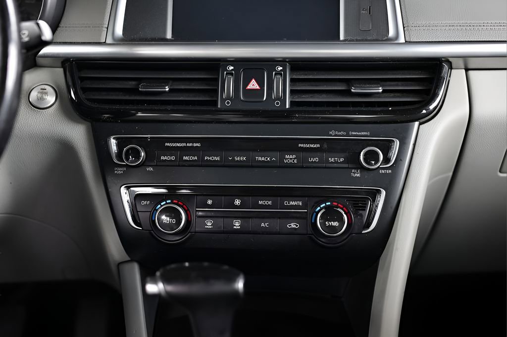 Used 2016 Kia Optima EX w/ Option Group 040 image 32