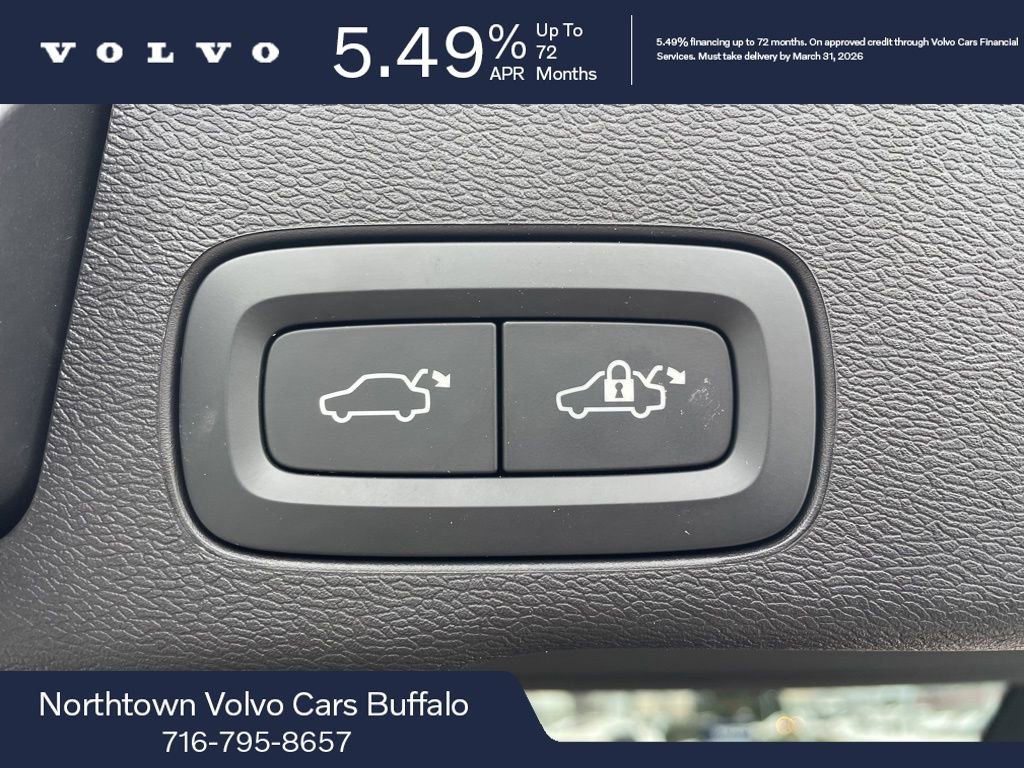 Certified 2023 Volvo XC60 B5 Plus w/ Climate Package image 6