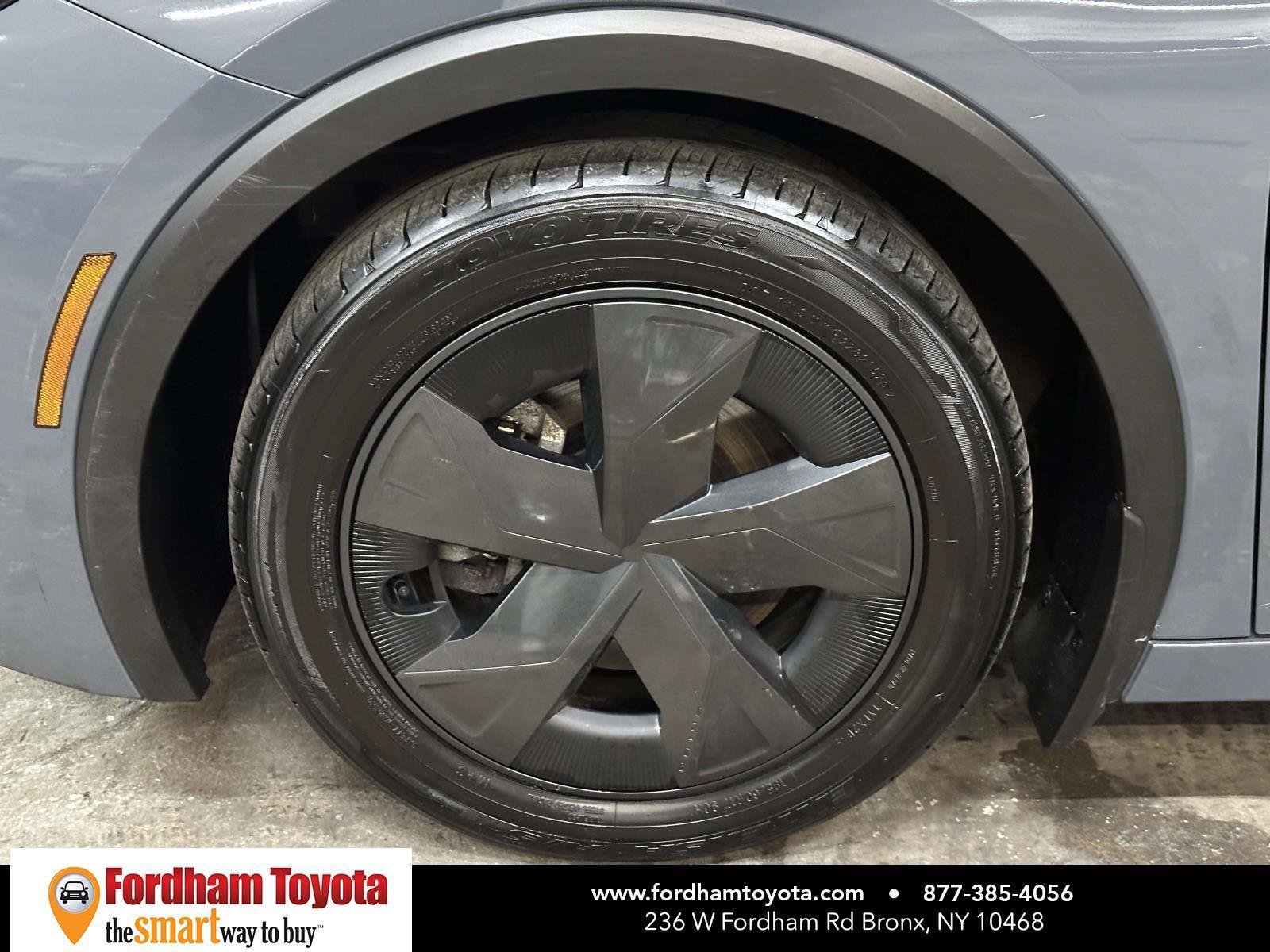 Certified 2024 Toyota Prius LE AWD/4WD image 10