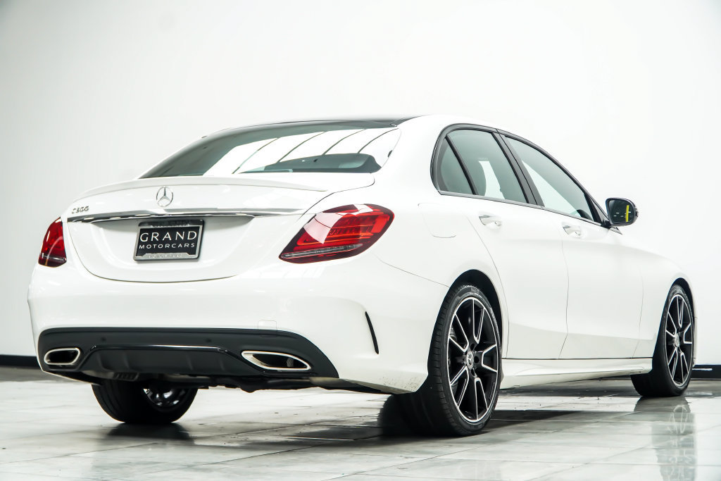 Used 2021 Mercedes-Benz C 300 Sedan w/ AMG Line image 16