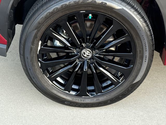 Used 2025 Toyota Highlander XSE image 9