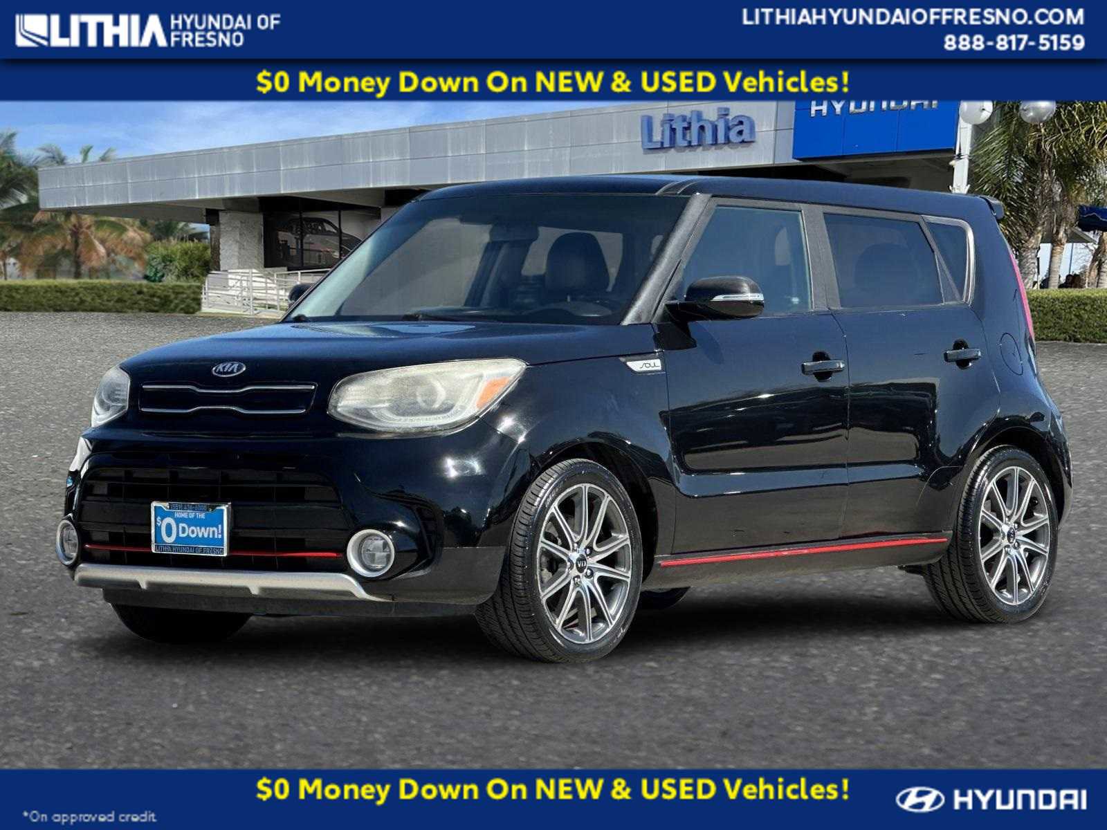 Used 2017 Kia Soul ! w/ Tech Package image 1