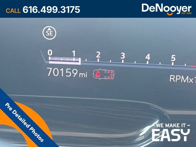 Used 2023 Cadillac Escalade Premium Luxury w/ LPO, Radiant Package AWD/4WD image 21