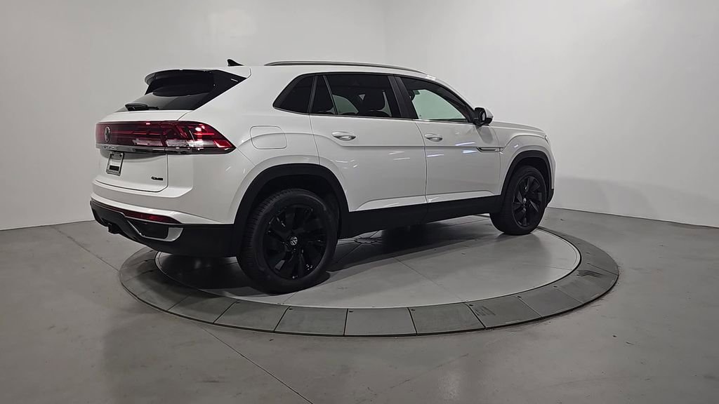 New 2026 Volkswagen Atlas Cross Sport SE image 5
