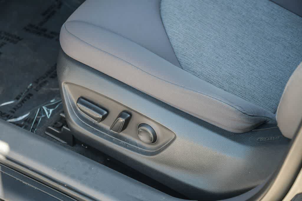 Used 2023 Toyota Camry LE FWD image 25