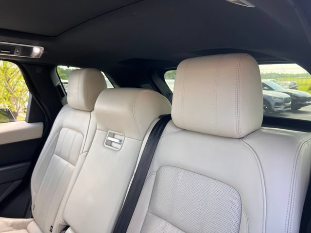 Used 2020 Land Rover Range Rover Sport HSE AWD/4WD image 19