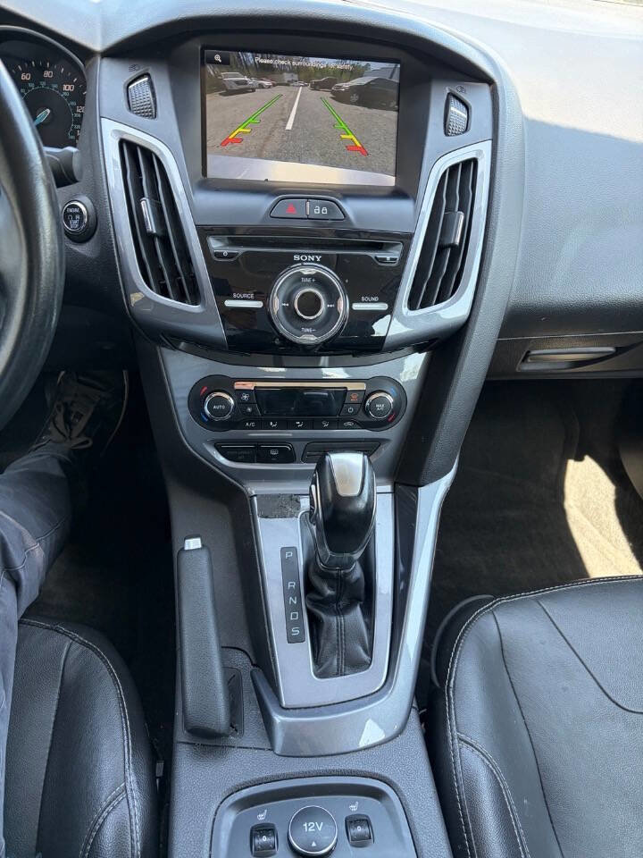 Used 2014 Ford Focus Titanium image 33