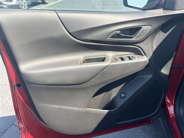 Certified 2024 Chevrolet Equinox LT w/ LPO, Floor Liner Package image 20