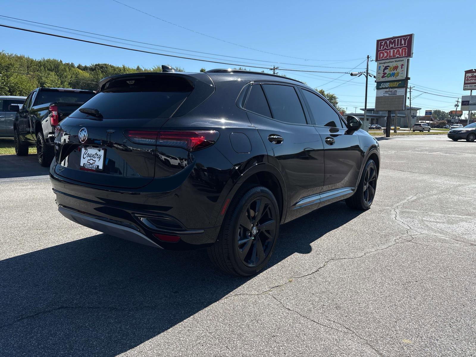 Used 2022 Buick Envision Essence w/ Technology Package II image 6