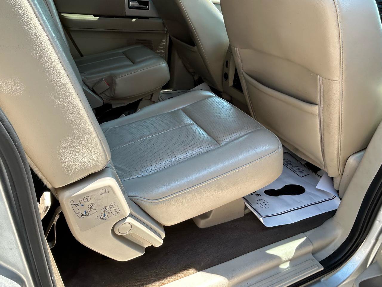 Used 2010 Ford Expedition EL Limited AWD/4WD image 11