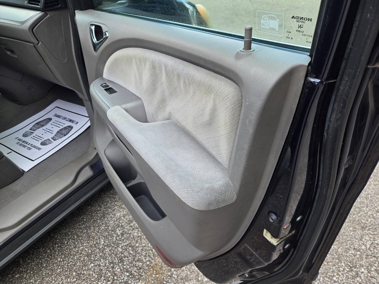 Used 2008 Honda Odyssey LX image 24