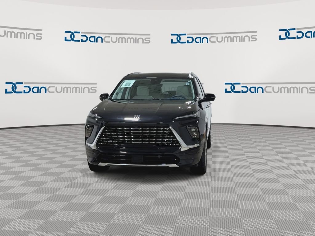 Certified 2025 Buick Enclave Avenir w/ Super Cruise Package image 4