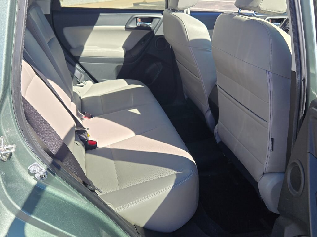 Used 2016 Subaru Forester 2.5i Touring w/ Eyesight & Navigation System AWD/4WD image 7