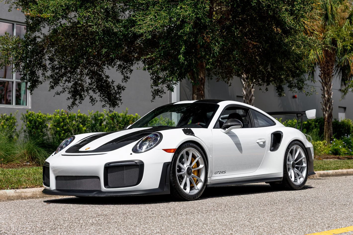 Used 2018 Porsche 911 GT2 RS w/ Weissach Package RWD image 24
