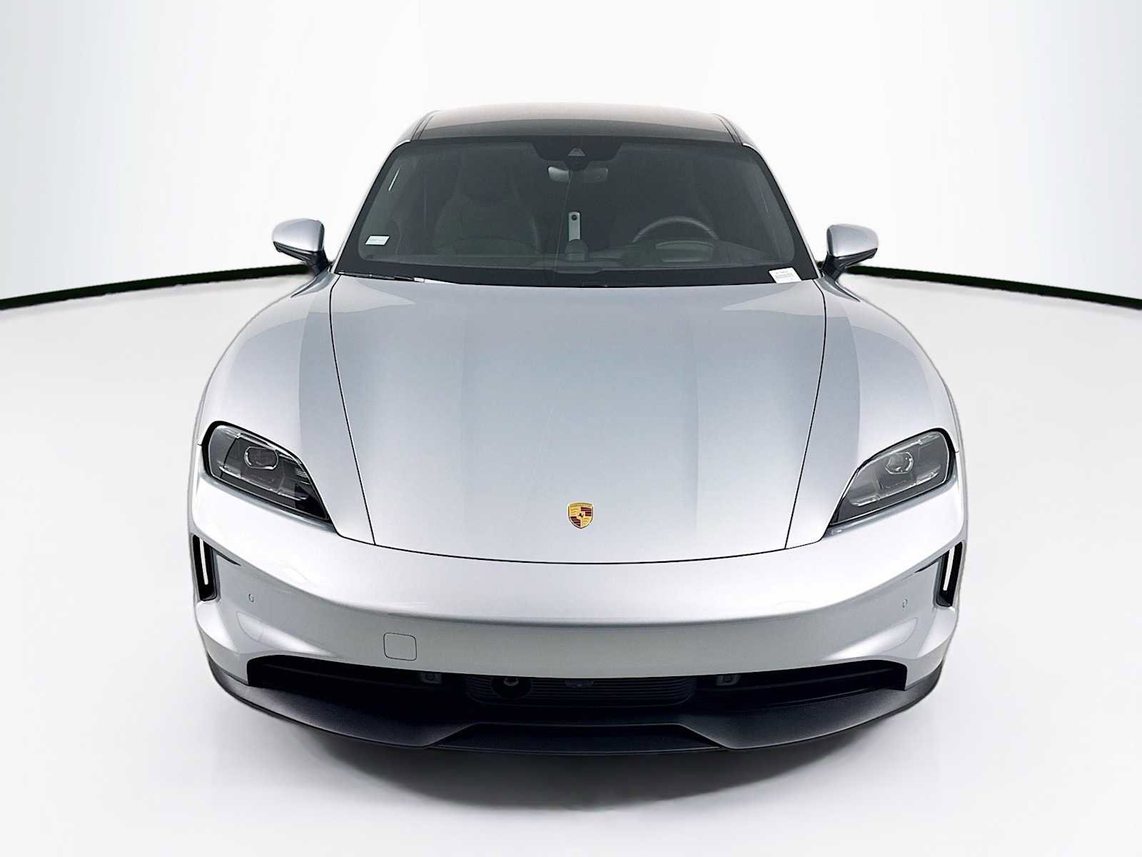 New 2025 Porsche Taycan image 6