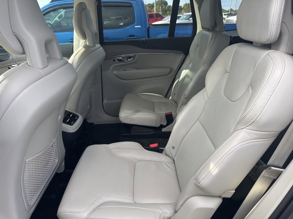 Used 2022 Volvo XC90 T6 Inscription w/ Advanced Package image 5