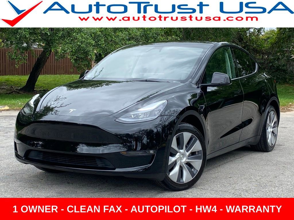 Used 2023 Tesla Model Y 2WD image 1