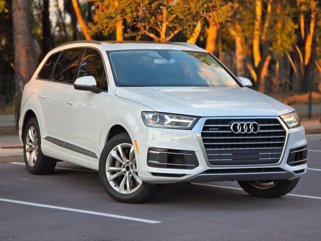 Used 2017 Audi Q7 3.0T Premium AWD/4WD image 1