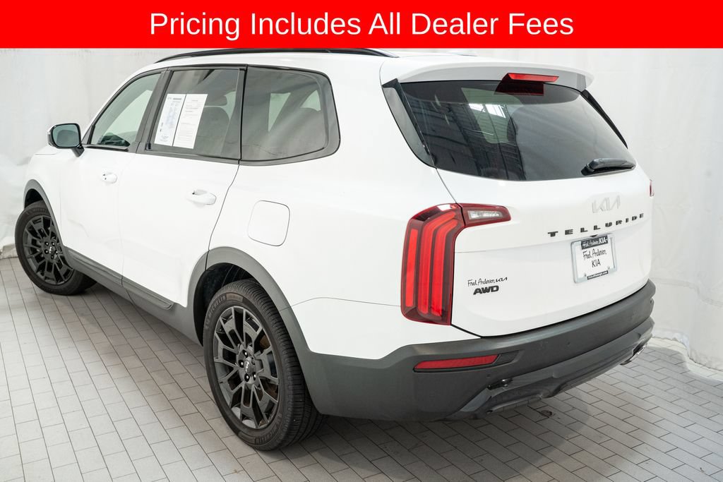 Used 2022 Kia Telluride SX w/ Nightfall Edition Package AWD/4WD image 3